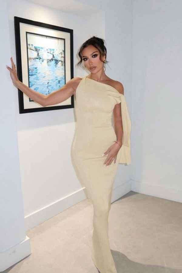 Knot Tie Asymmetric Shoulder Solid Color Maxi Dress image 2