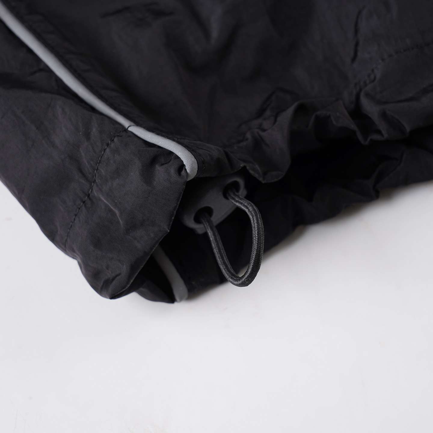 Casual Top & Wide-Leg Pants with Piping image 4