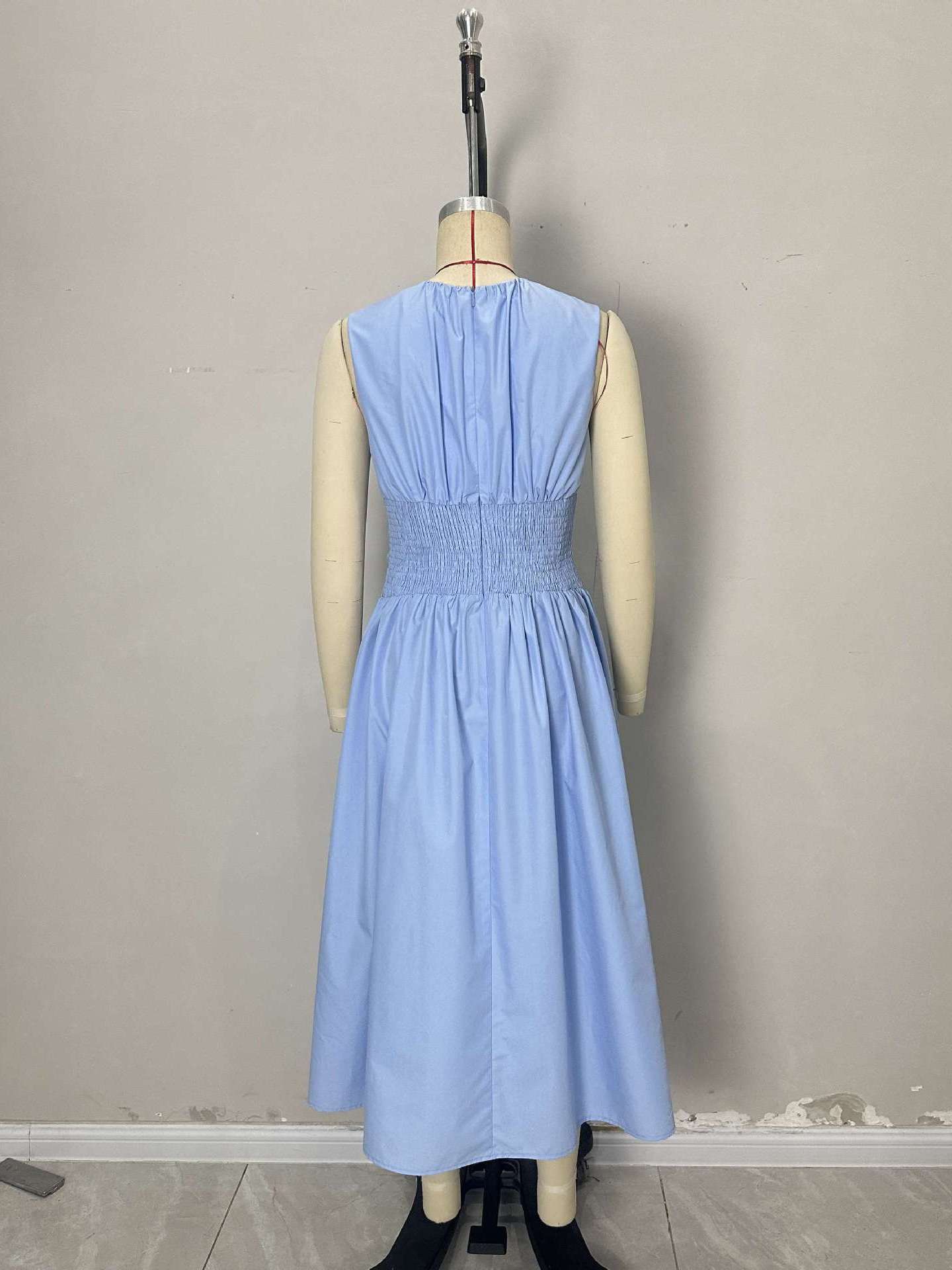 Elegant Maxi Dress image 2