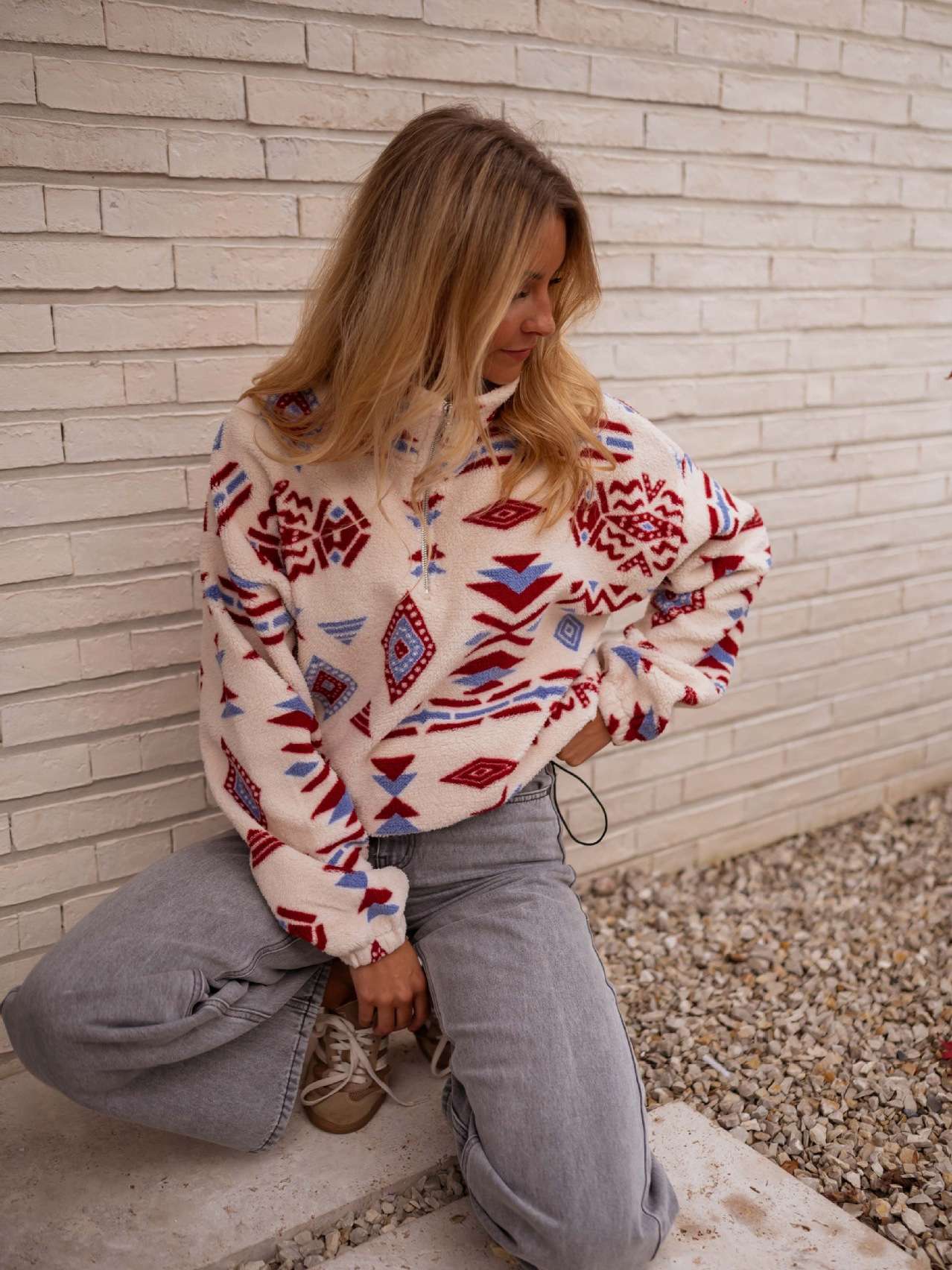 Cozy Geometric Pattern Fleece Pullover image 2