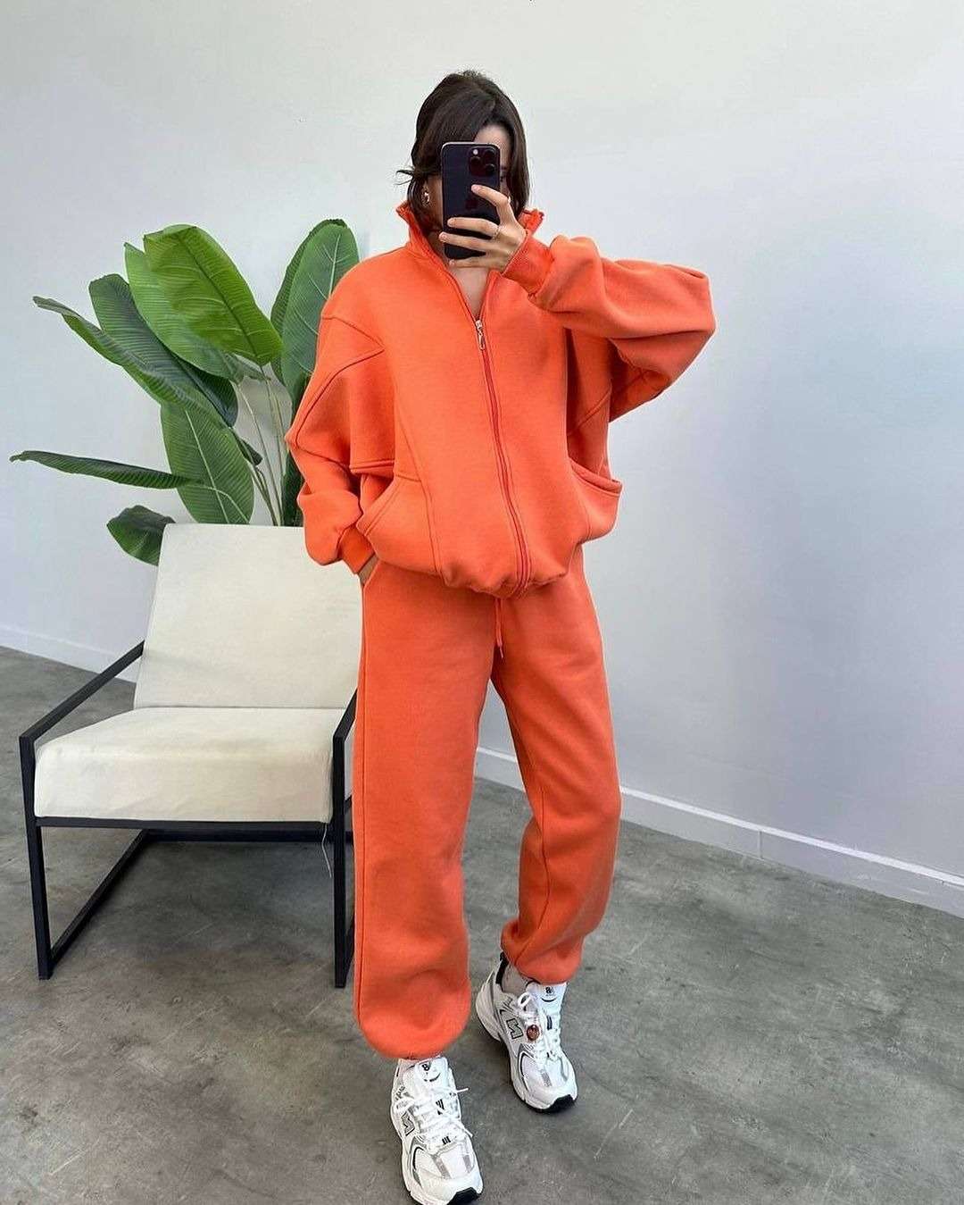 Three Thread Tracksuit Set - M, Vermillion Orange image
