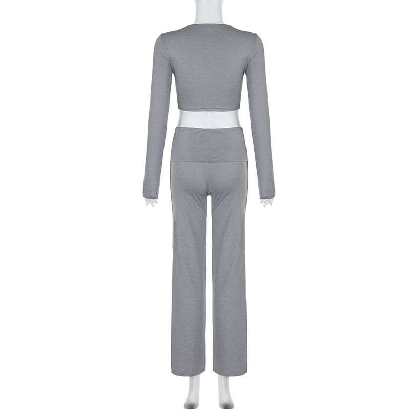 Sleek Two-Piece Activewear Set image 5