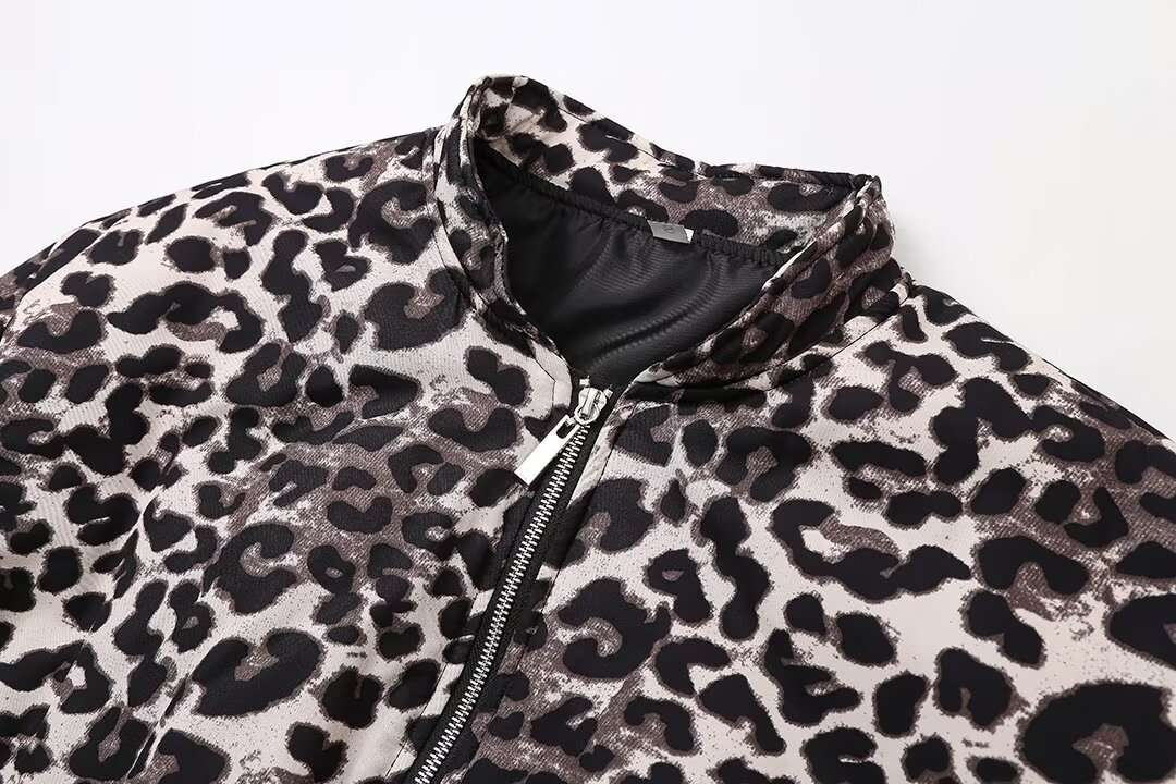 Stylish Leopard Print Bomber Jacket image 2
