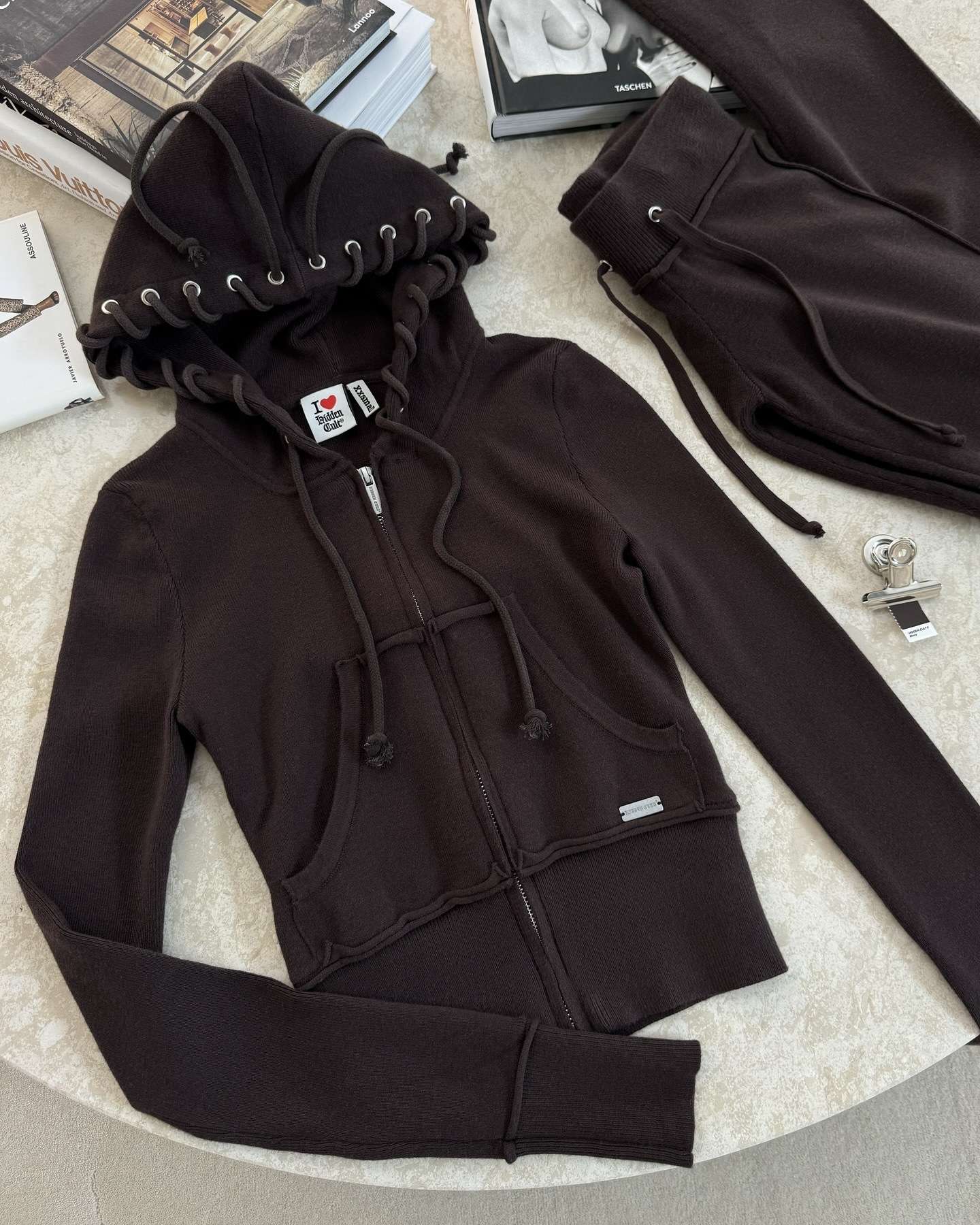 Contrast Patchwork Zipper Top Drawstring Pants Set - M, Black image