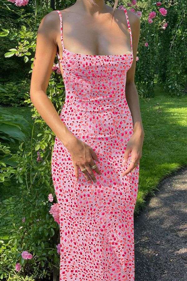 Elegant Floral Maxi Dress image 0