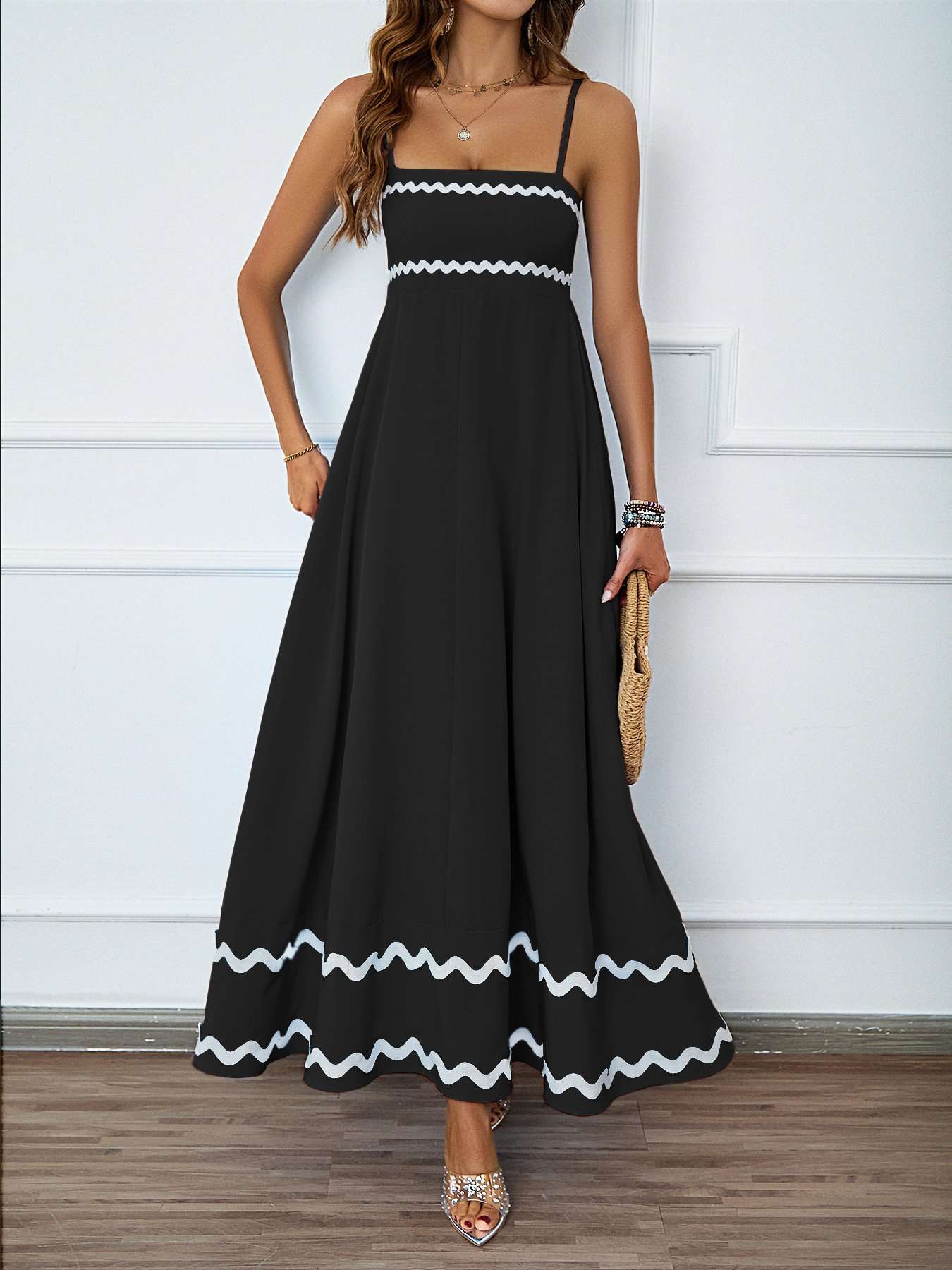 Sleeveless Maxi Dress with Wavy Trim - M, Black image