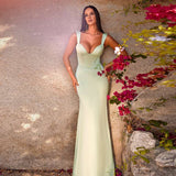 Elegant Green Evening Gown - S, Green image