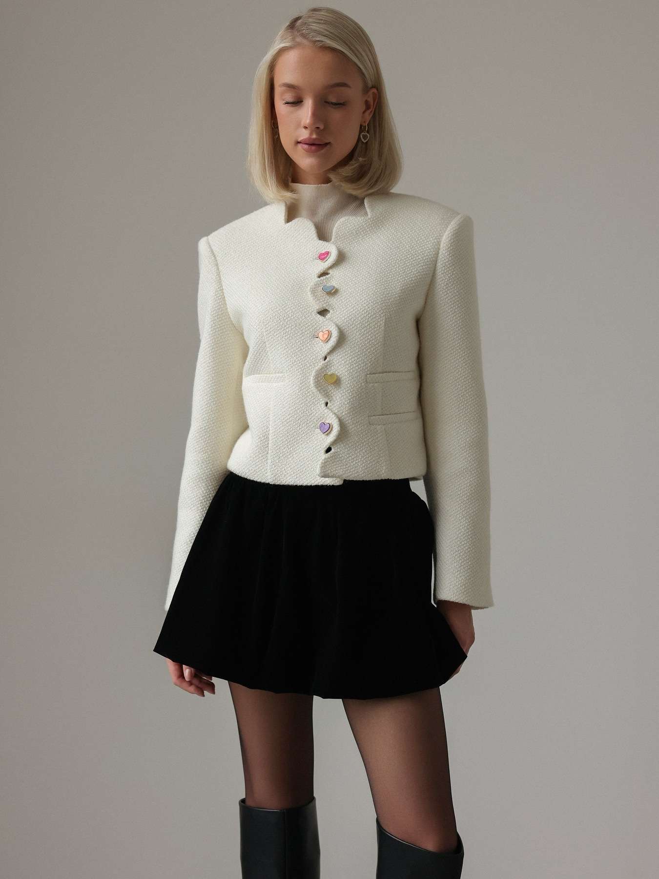 Chic Cardigan with Heart Details - M, Light Beige image