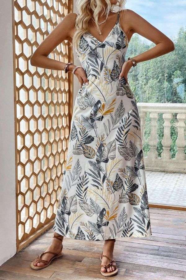 Tropical Leaf Print Maxi Dress image 0