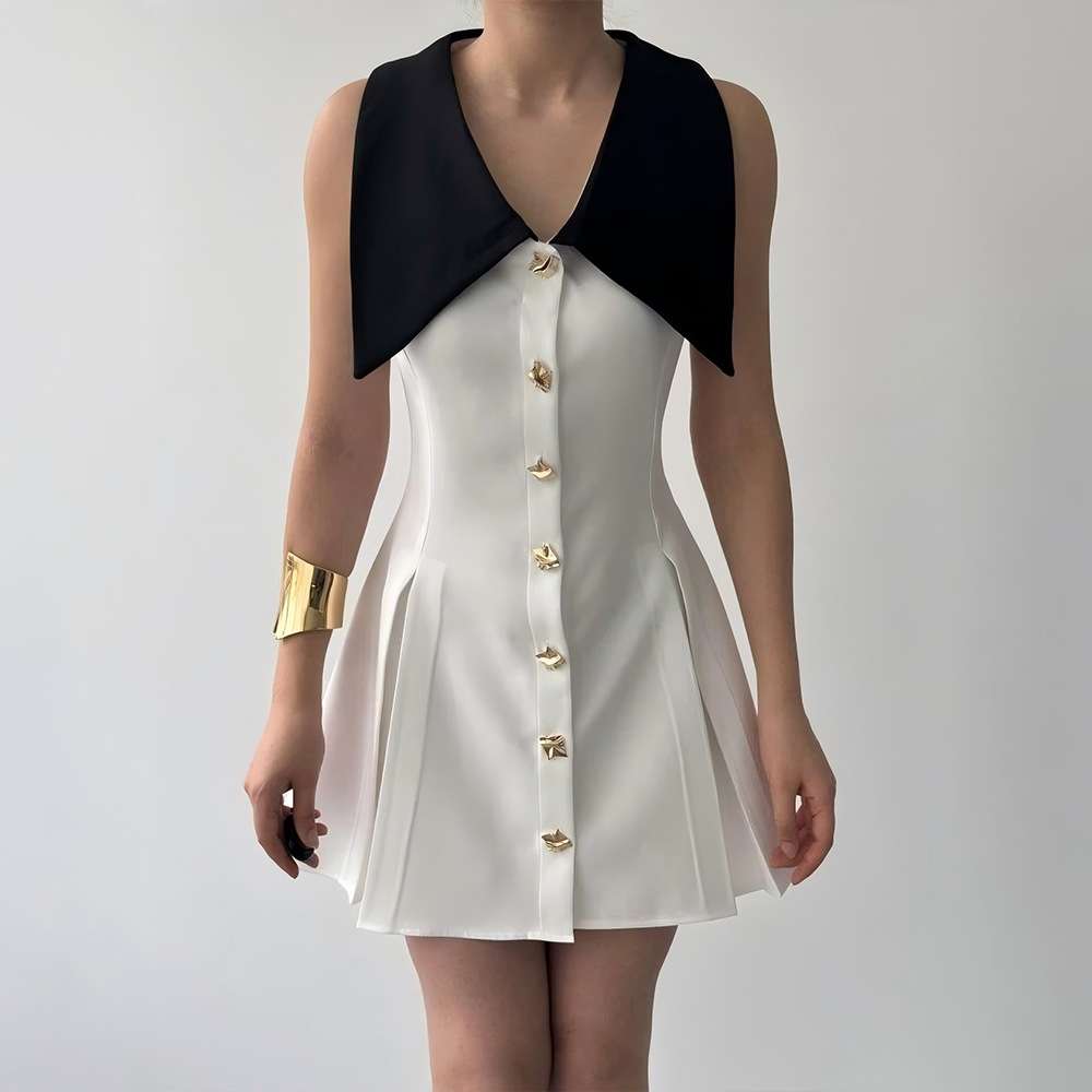 Sleeveless Dress with Button Details image 2