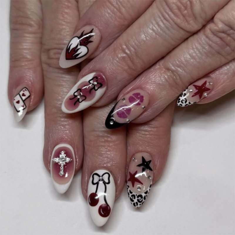 Festive and Artistic Nail Art image 4