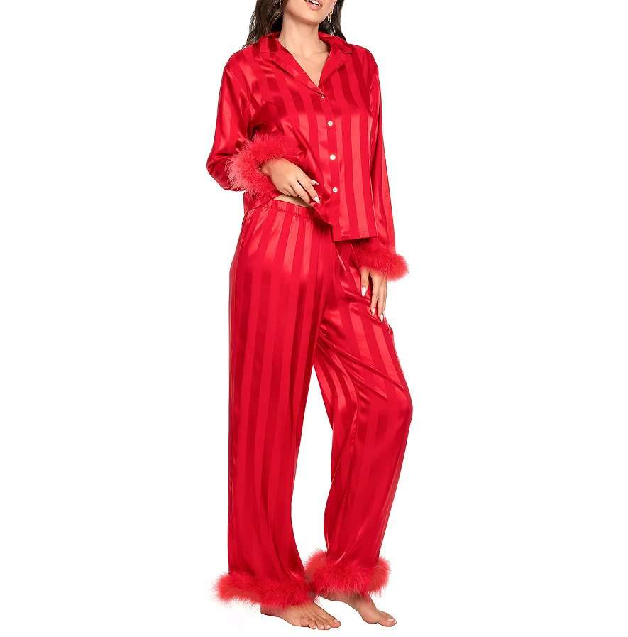 Faux-Fur Trimmed Pajama Set - XL, Red image