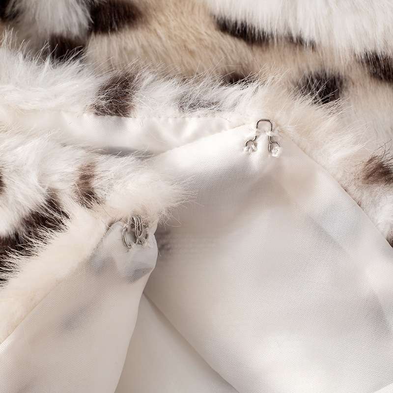 Faux Fur Sleeveless Jacket image 9