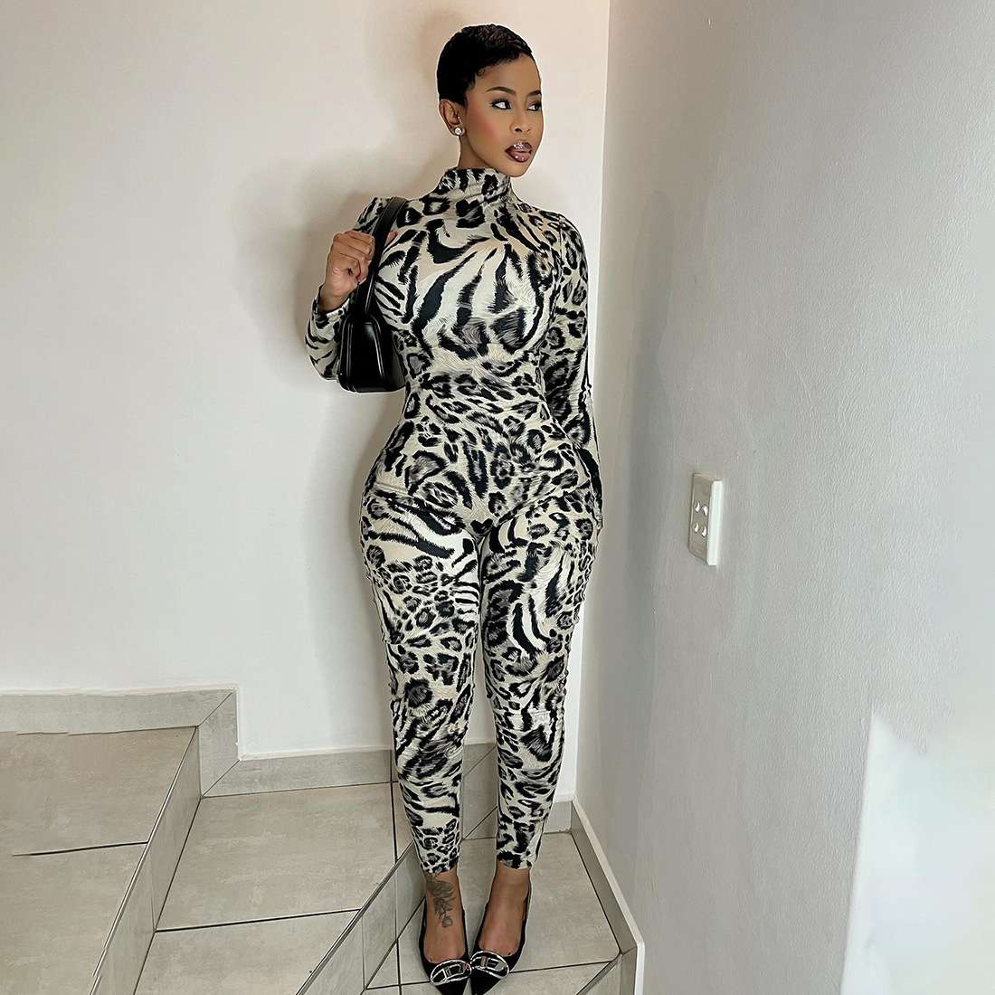 Chic Animal Print Jumpsuit - L, Black image
