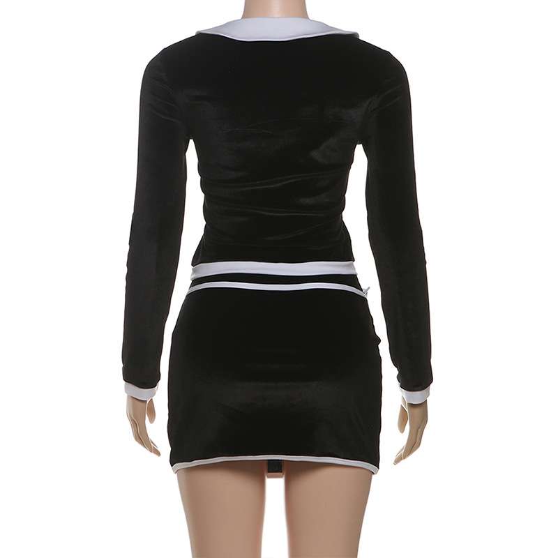 Vintage-Inspired Two-Piece Set with White Trim image 5