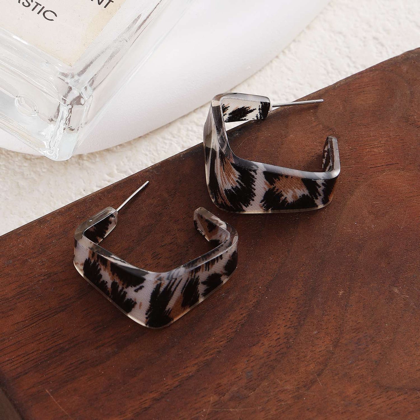 Stylish Animal Print Hoop Earrings image 5
