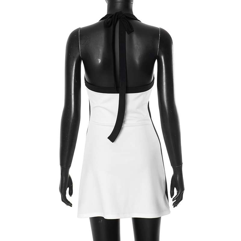 Chic Sleeveless Dress image 4