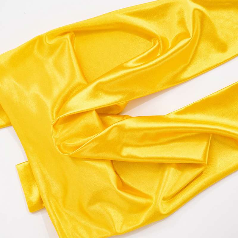 Two-Piece Set with Cropped Top & Shorts image 3