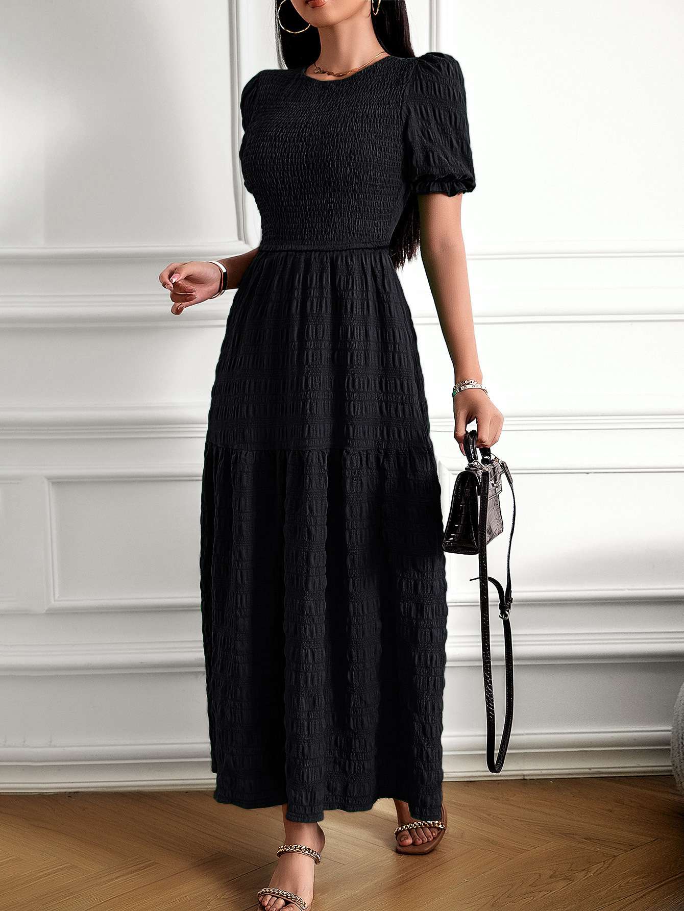 Maxi Dress with Puff Sleeves image 0