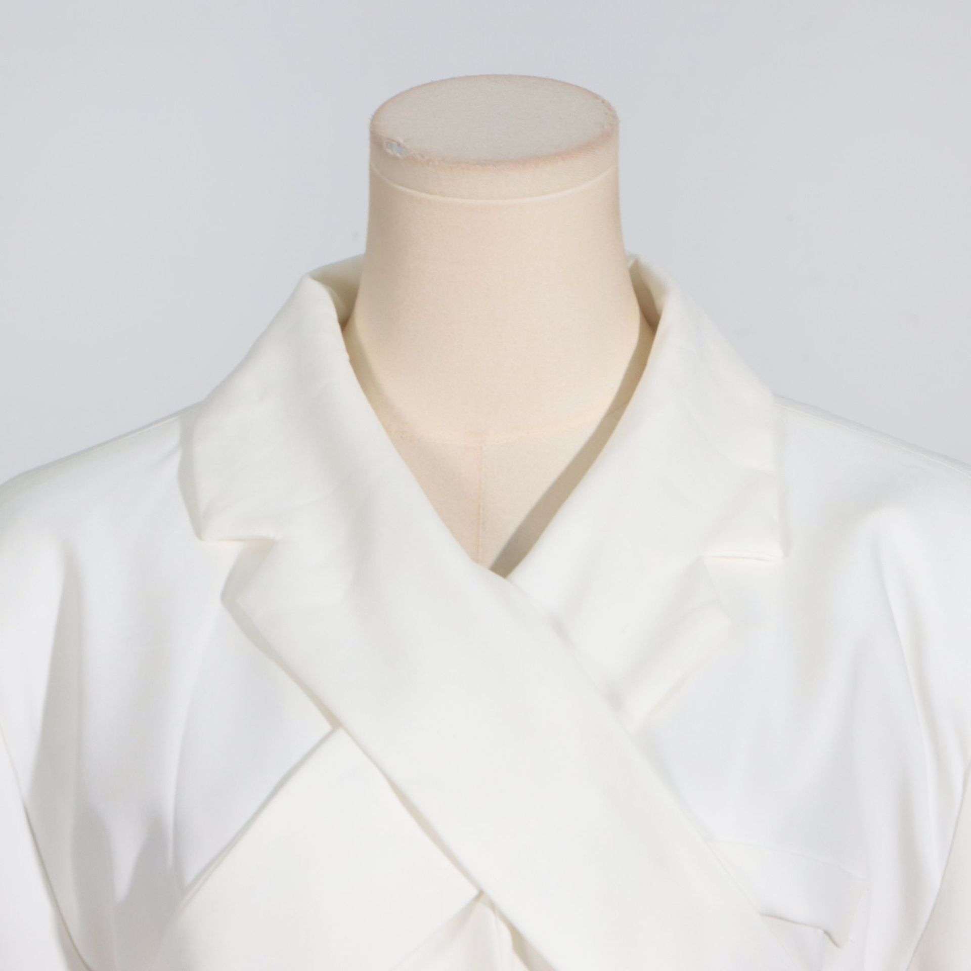 Cross Collar Long Sleeved Blazer image 3