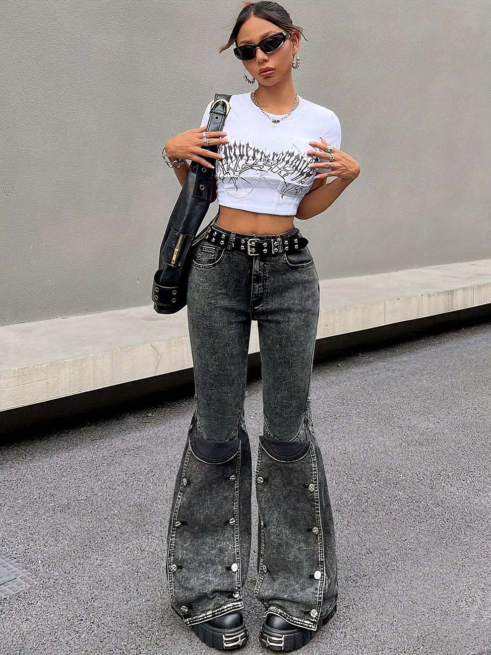 Pocket Patchwork Fringed Flare Casual Jeans image 1