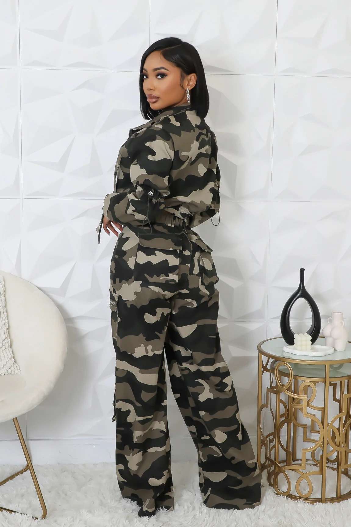 Casual Camo Cropped Sweatshirts and Cargo Pants Sets image 3