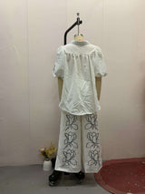 Two-Piece Set with Floral Outline Design image 3