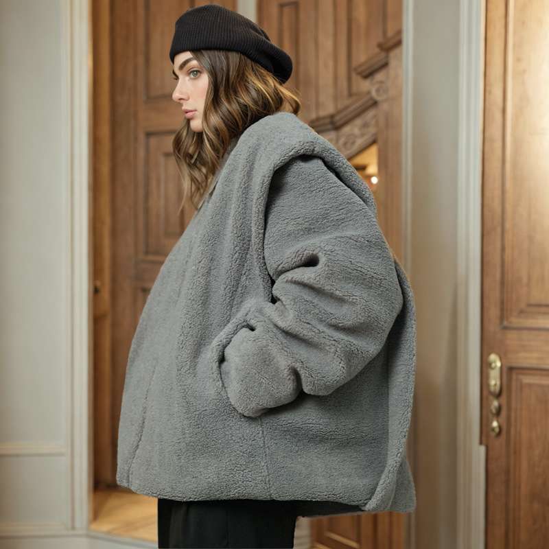 Minimalist Luxe Fleece Jacket image 3