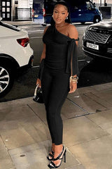 Elegance Unveiled Off-Shoulder Jumpsuit - M, Black image