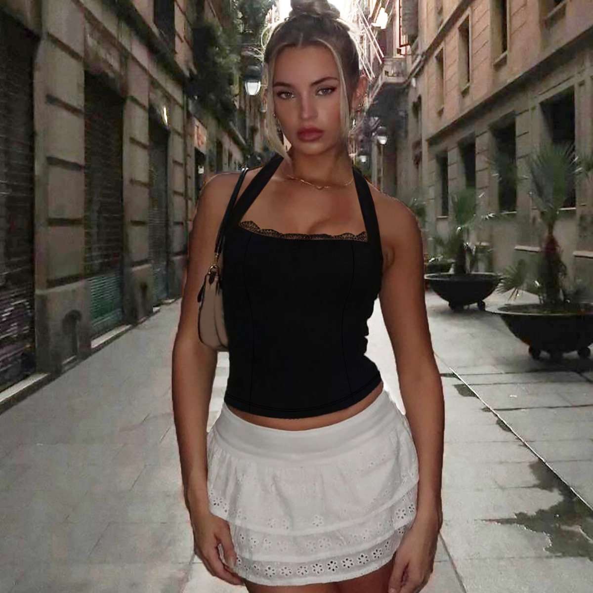 Backless Lace-up Lace Tank Top - M, Black image