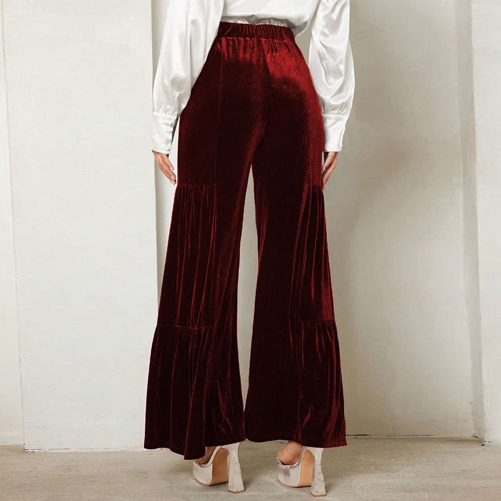 Wide-Leg Pants with Pleated Detail image 5