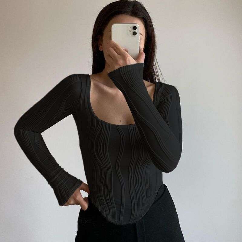 Solid Scoop Neck Vintage Top - L, Black image