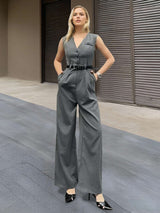 Elegant Sleeveless Jumpsuit with Wide-Leg Pants image 4