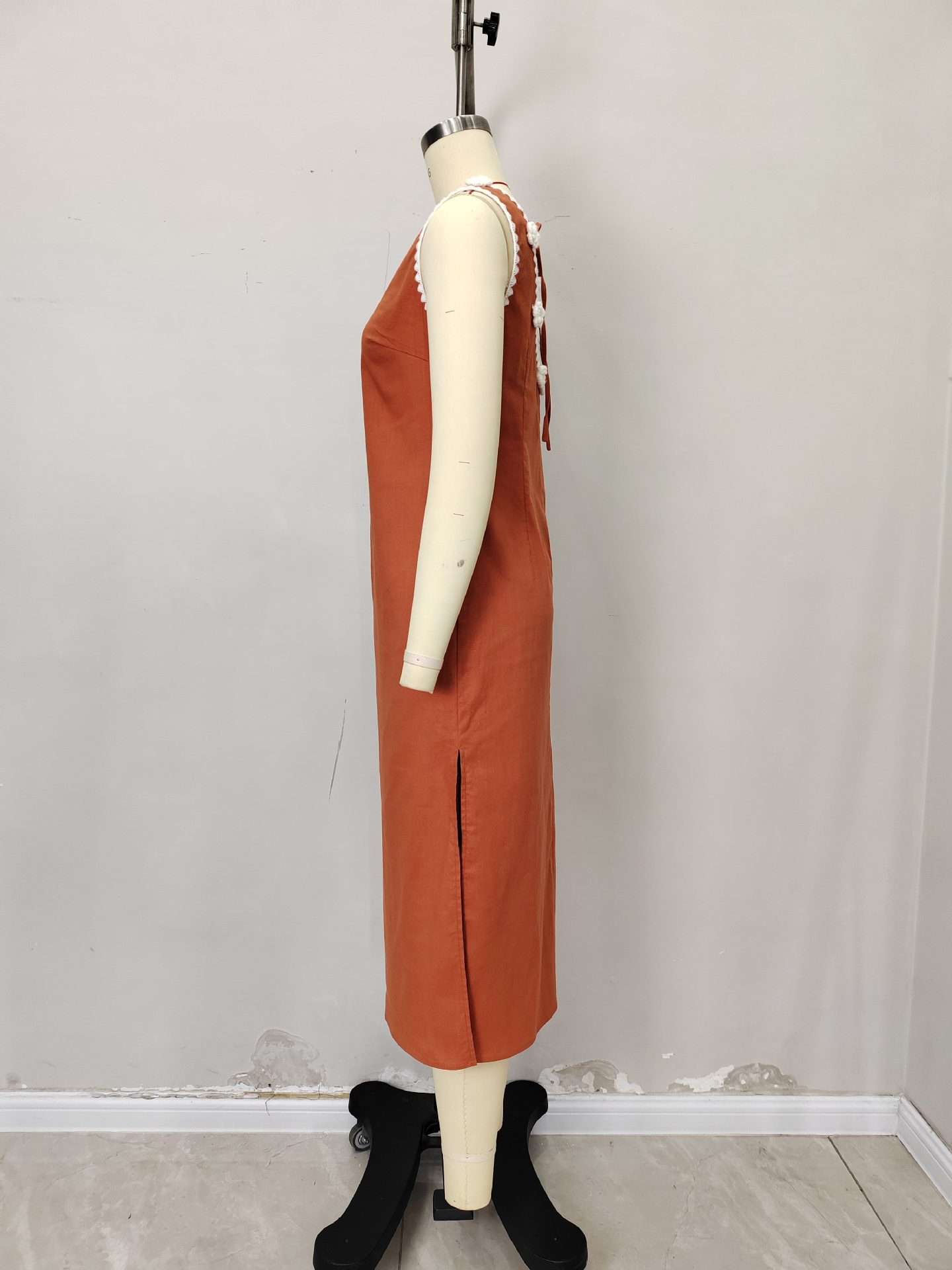 Elegant Sleeveless Maxi Dress image 5