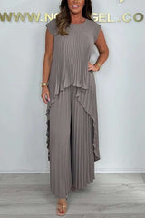 Pleated Two-Piece Set - M, Grey image
