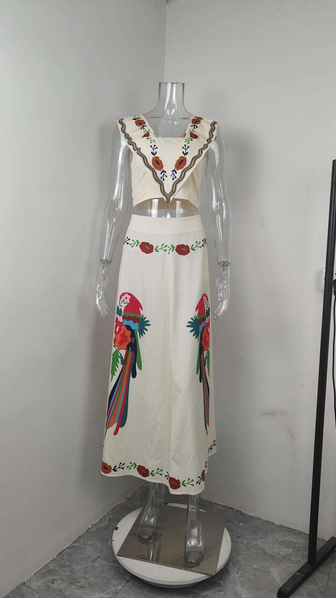 Parrot Design Top & Maxi Skirt image 2