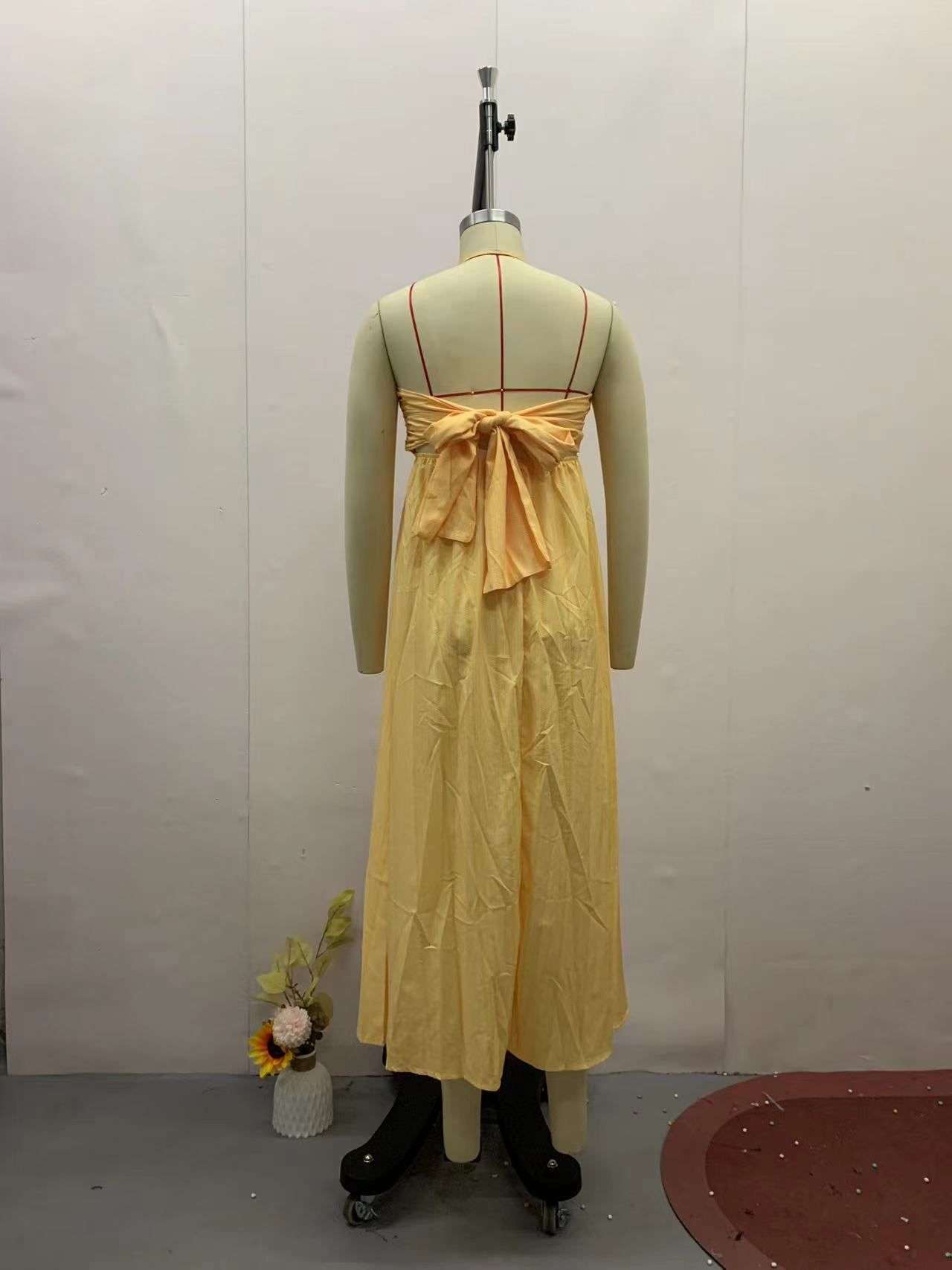 Elegant Sun-Kissed Maxi Dress image 2