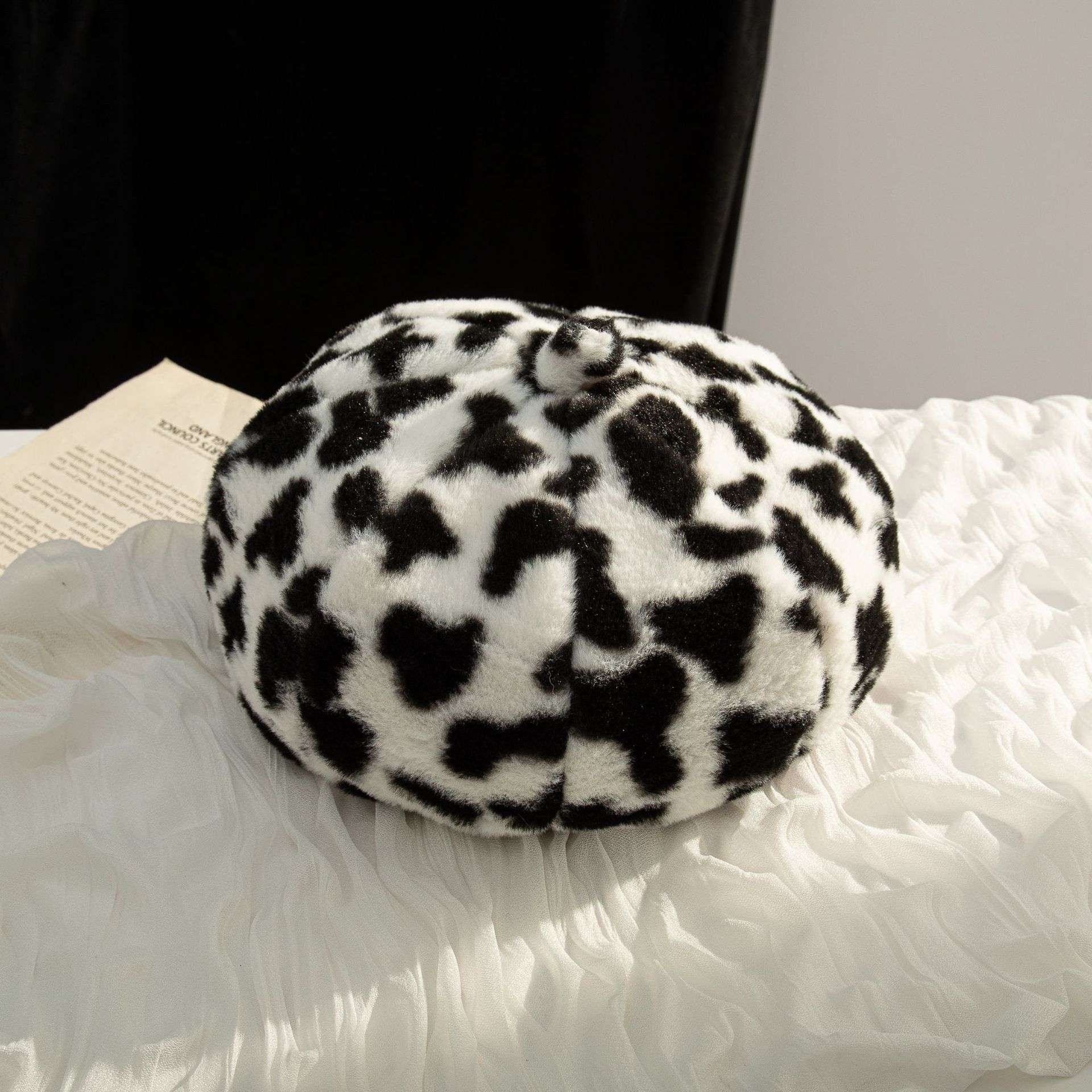 Winter Women Fashion Cow Plush Beret image 3