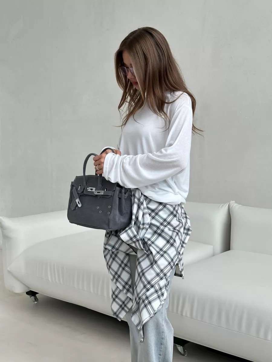 Solid Round Neck Loose Casual Top image 4