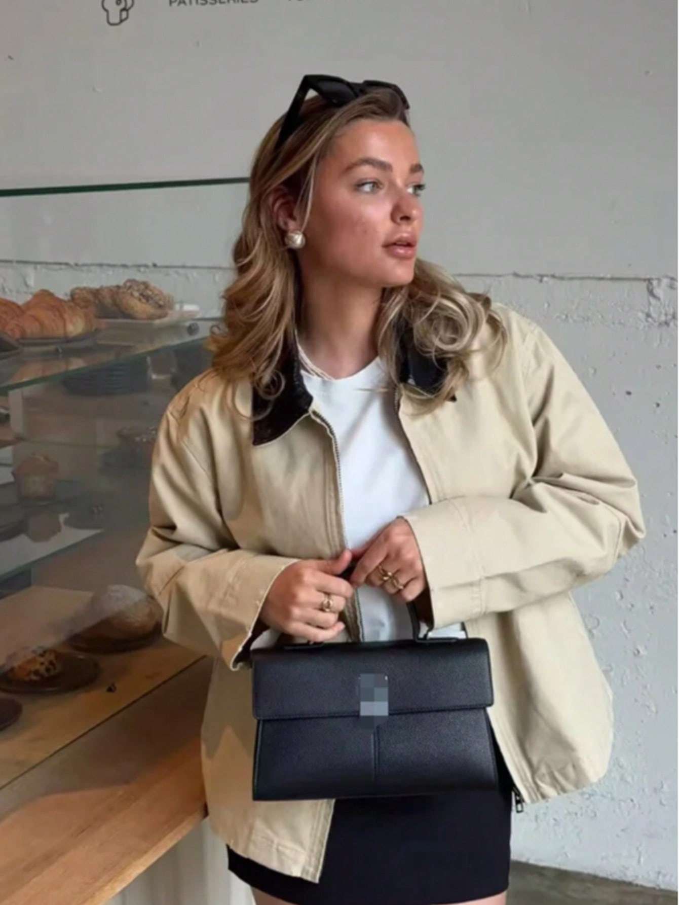 Classic Jacket with Black Collar image 1