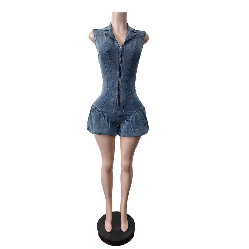 Stylish Sleeveless Romper with Zip Front Detail image 4