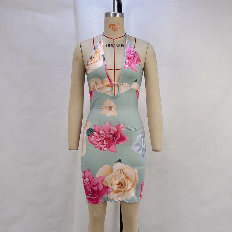 Floral Halter Bodycon Dress image 4