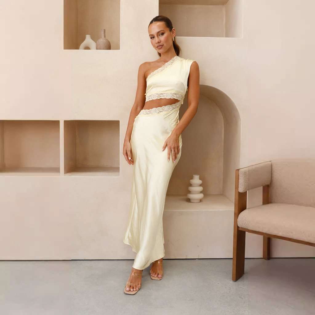 Elegant One-Shoulder Maxi Dress image 3