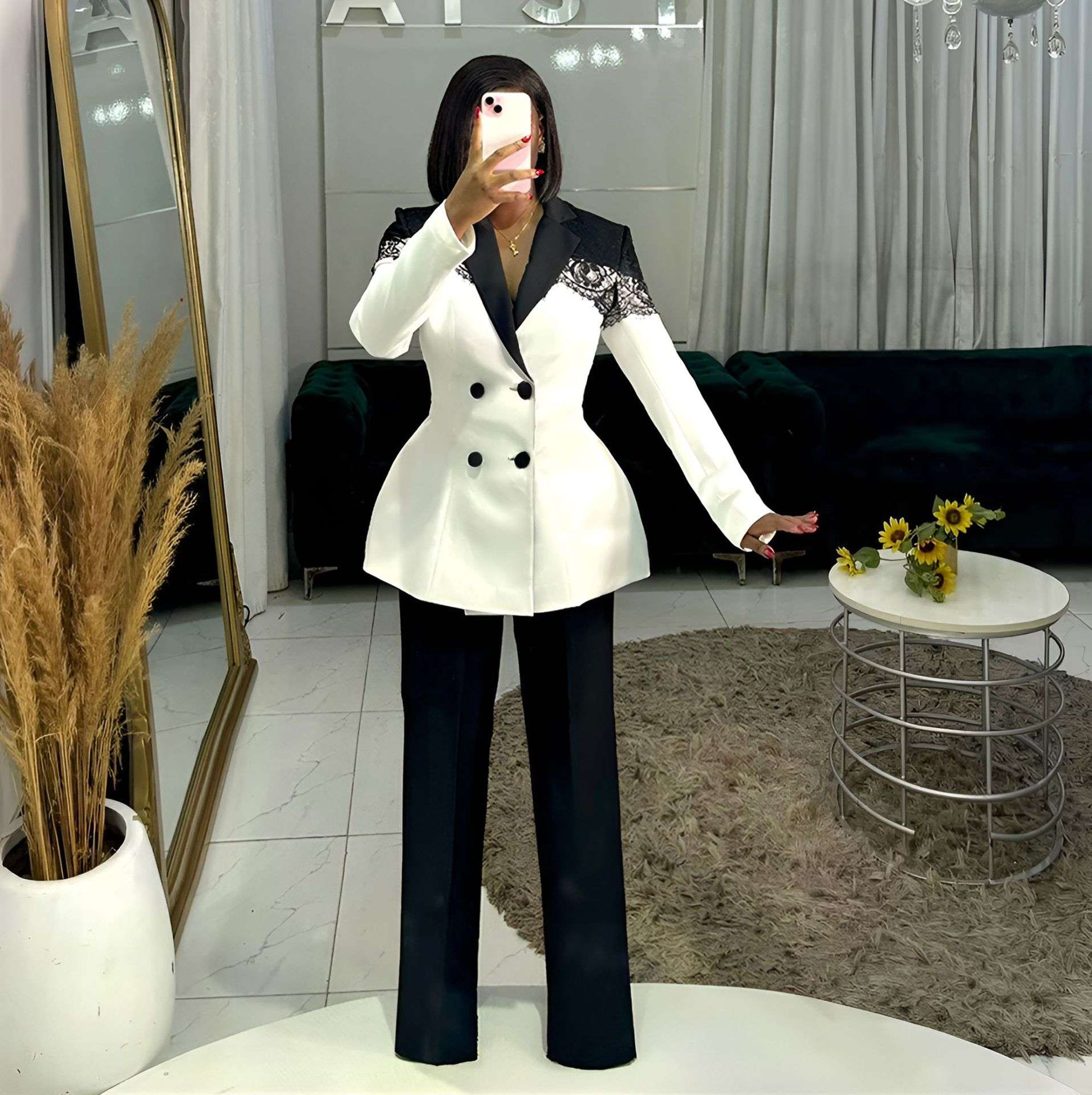 Elegant Double-Breasted Blazer with Trousers - L, Black image