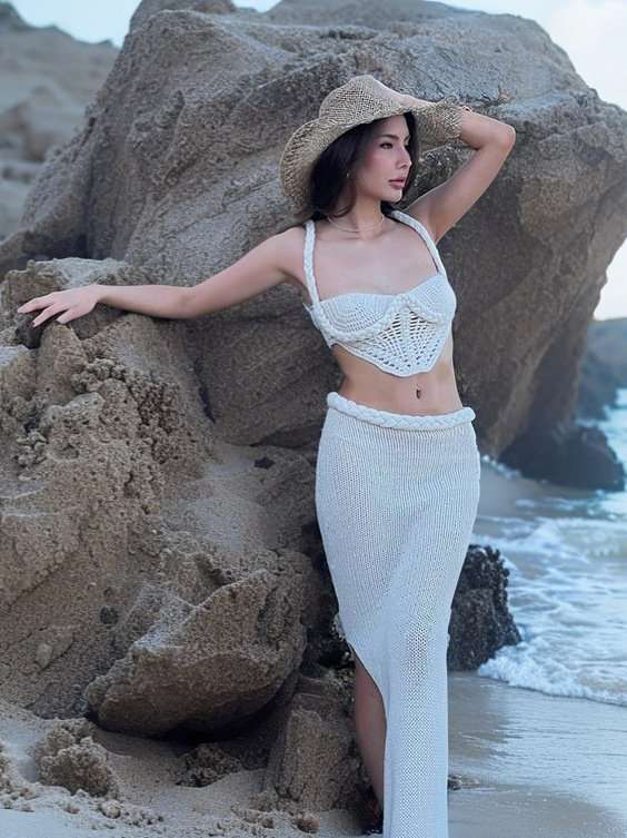 Knit Cut-Out Beach Maxi Set - M, White image