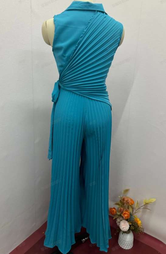 Pleated Sleeveless Jumpsuit image 3
