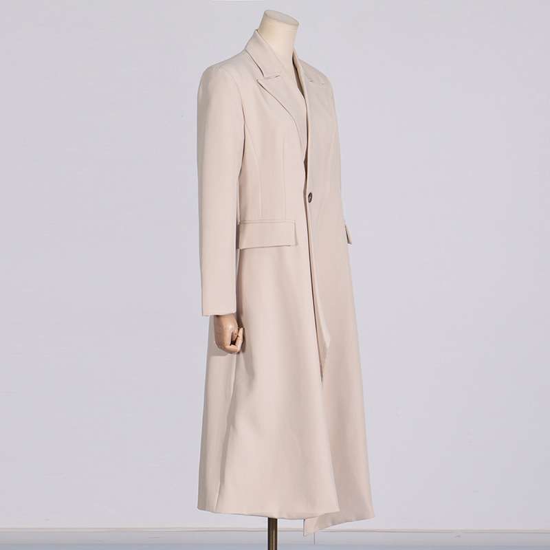 Slanted Placket Single Button Coat image 2