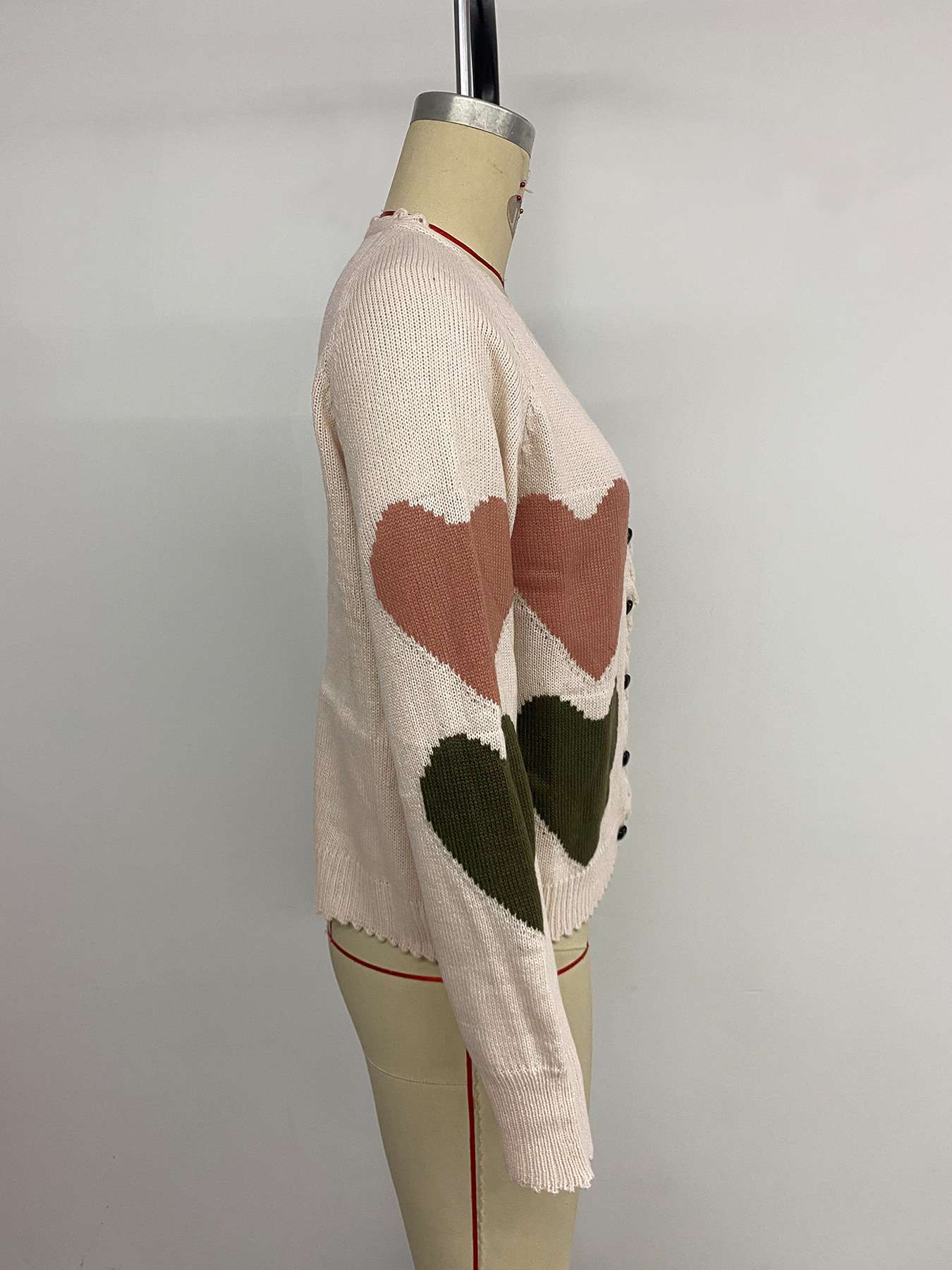 Heart-Pattern Buttoned Cardigan image 5