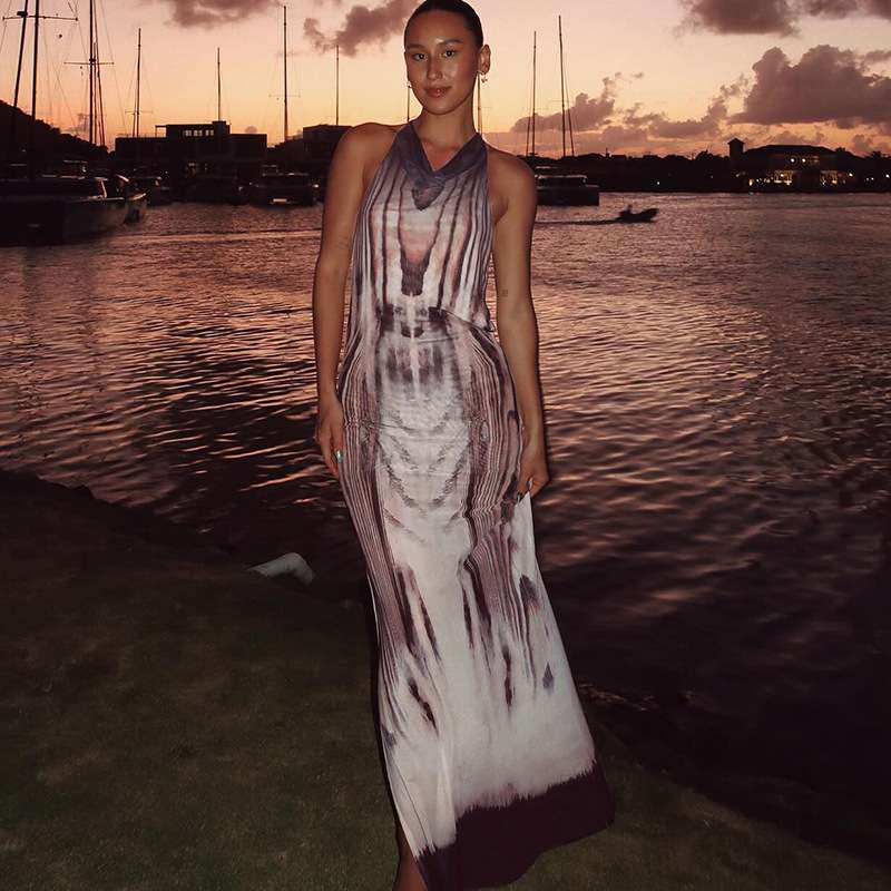 Elegant Tie-Dye Maxi Dress with Halter Neck - M, Brown image