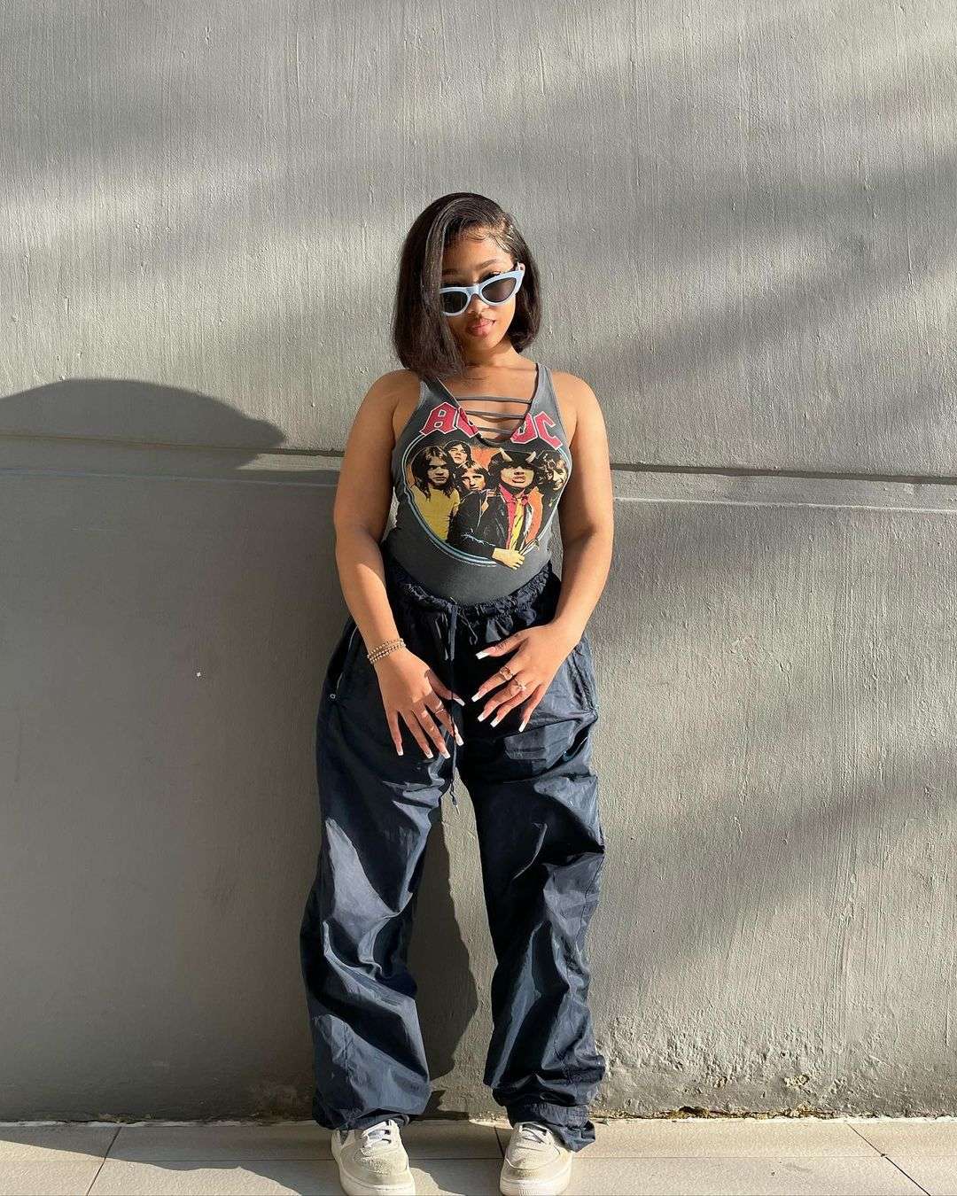 Graphic Cutout Tank Top - S, Grey image